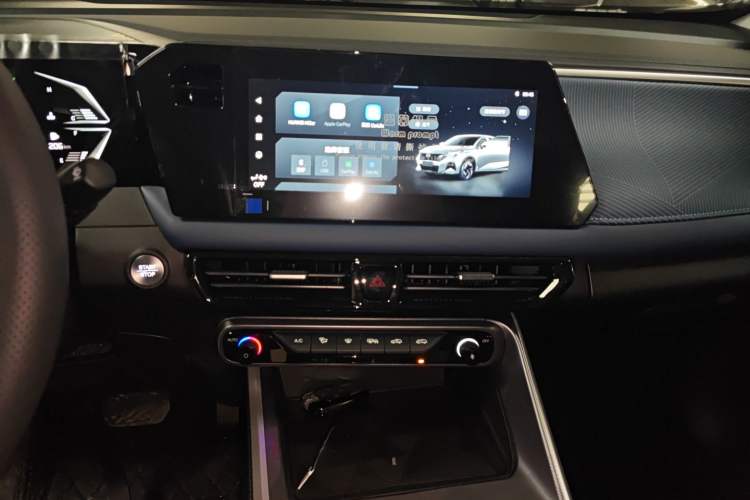 Used GAC Trumpchi GS3 2023 Shadow Speed 270T Enjoyment Edition Audio And AC Panel