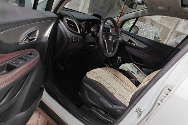 Used Buick Encore 2015 1.4T Manual Two-Wheel Drive Urban Advanced Model
