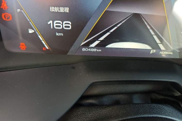 Used Wey VV7 2019 Upgraded Model 2.0T Flagship Version China VI Odometer Close Up