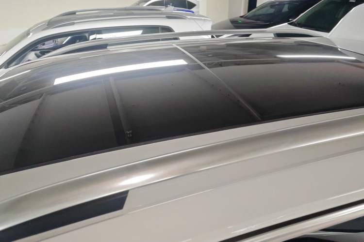 Used Volkswagen Tayron 2023 280TSI Two-Wheel-Drive Luxury Plus Advanced Version Roof