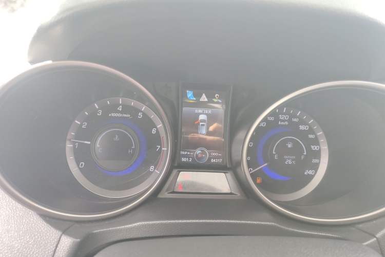 Used CHANGAN CS75 2016 2.0L Manual Luxury Version China V Standard Instrument Cluster