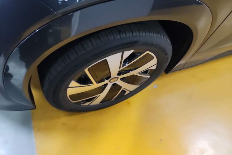 Used BYD Tang L 2025 DM 215KM LiDAR Flagship Model