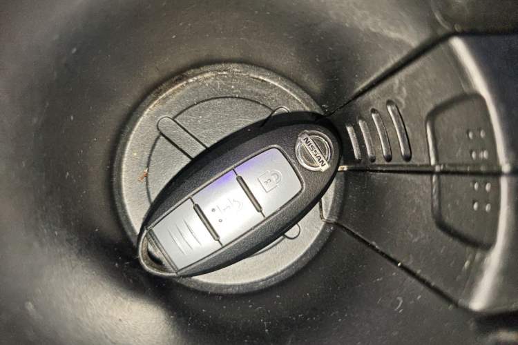 Used Nissan X-Trail 2019 2.0L CVT Smart Connect Comfort Edition 2WD
