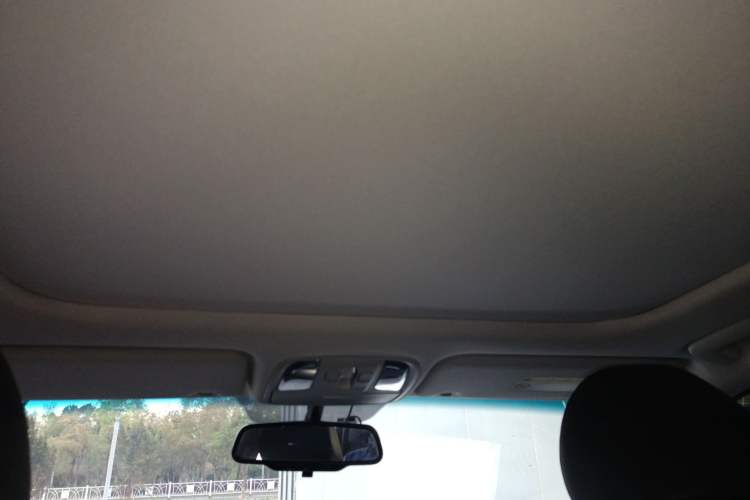 Used Kia K5 New Energy 2018 2.0L ZhiZun Edition Headliner