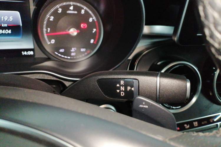 Used Mercedes-Benz C-Class 2018 C 200 L Sport Edition Gear Lever
