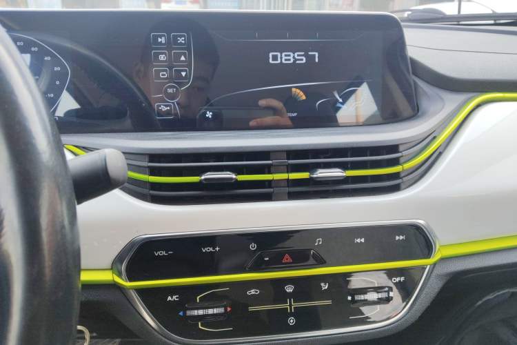 Used CHANGAN OSHAN Benni E-Star 2020 Heartbeat Edition NMC Lithium Audio And AC Panel