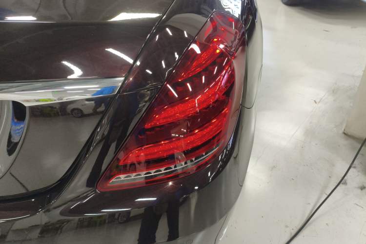 Used Mercedes-Benz S-Class 2019 S 320 L Prestige Edition Right Rear Taillight