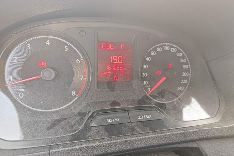 Used Volkswagen Jetta 2017 1.5L Automatic Fashion Model
