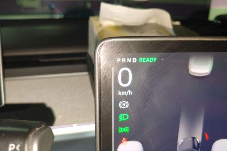 Used Tesla Model Y 2023 Rear-Wheel-Drive Version
