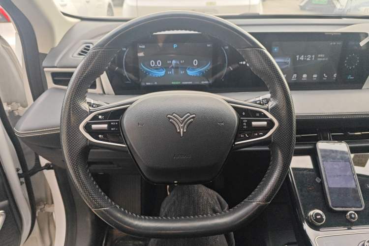 Used NETA U 2023 NETA U-Ⅱ 400 U Show Edition – Lithium Iron Phosphate