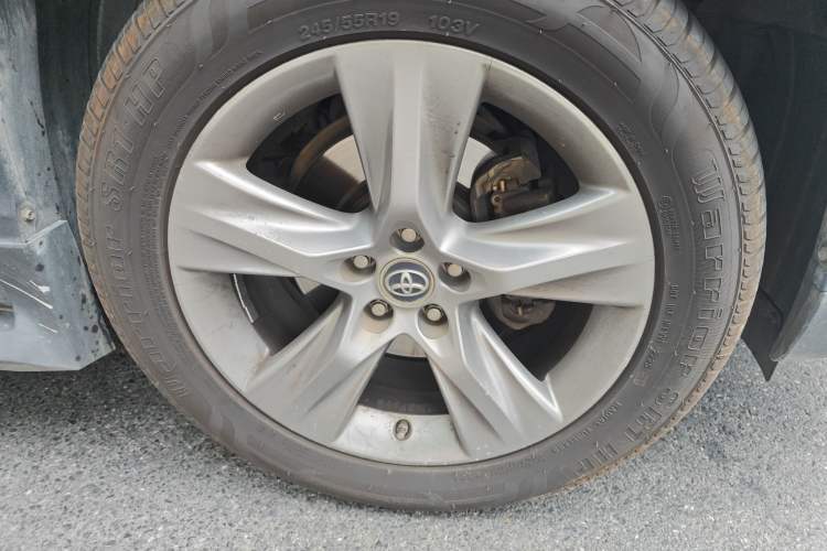 Used Toyota Highlander 2015 2.0T Four-Wheel Drive Luxury Navigation Version with 7 Seats