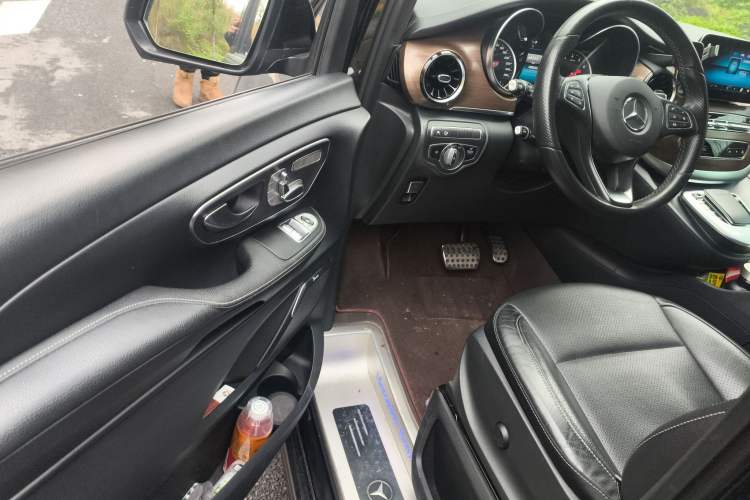 Used Mercedes-Benz V-Class 2020 V 260 Prestige Edition
