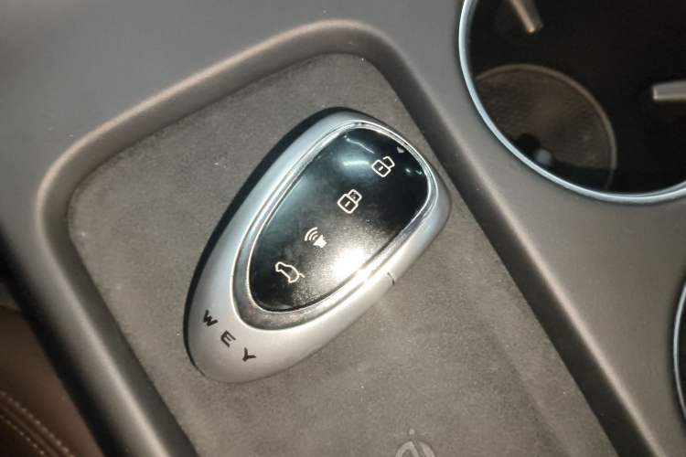 Used Wey Mocha New Energy 2024 Hi4 Four-Wheel Drive Long-Range Version