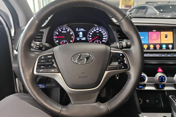 Used Hyundai Elantra (6th Generation / Lingdong) 2020 1.5L CVT Smart & Stylish – Elite Version Steering Wheel