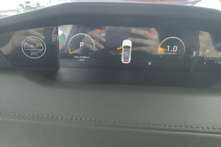 Used CHANGAN UNI-V 2023 2.0T Leading-Speed Edition
