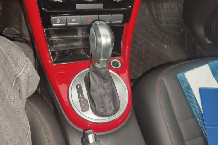 Used Volkswagen Beetle 2018 180TSI Shangle Model Gear Lever