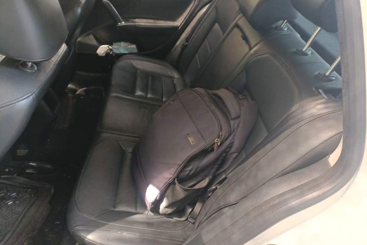 Used Volkswagen Gran Lavida 2013 1.4 TSI Automatic Comfort Model Left Rear Seat