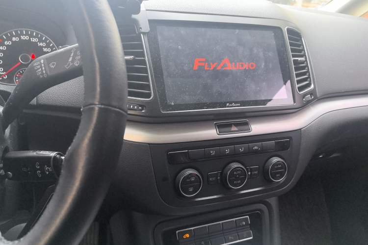 Used Volkswagen Sharan 2016 380TSI Comfort Edition 7-Seater
