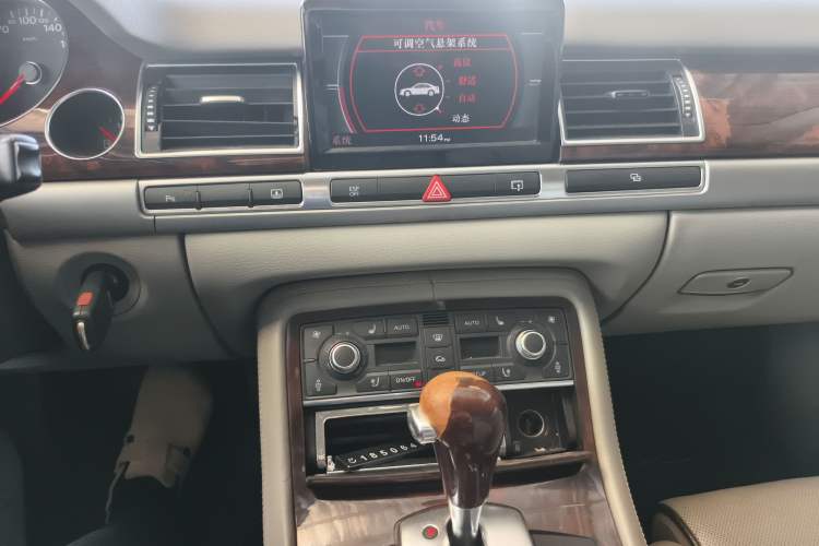 Used Audi A8 2009 A8L 2.8 FSI Standard Model Audio And AC Panel