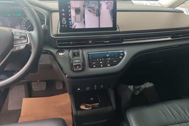 Used Honda Odyssey 2022 2.0L eHEV Sharp Enjoyment Edition
