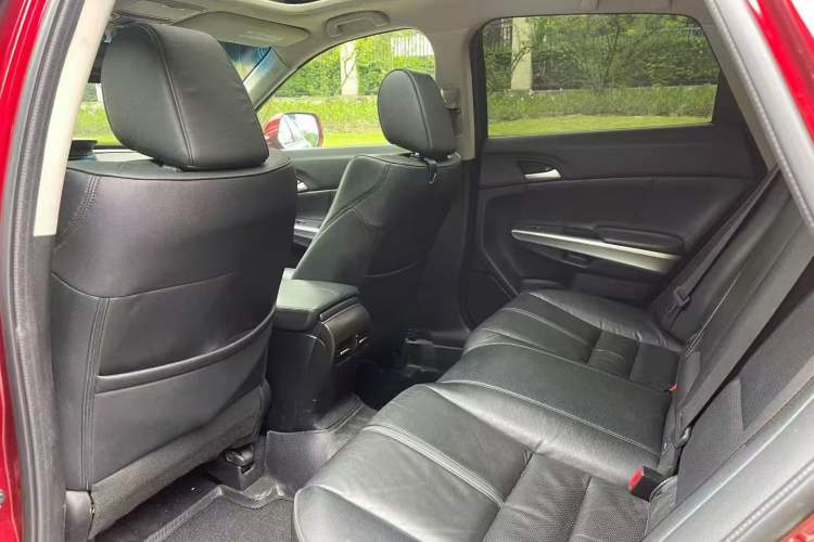 Used Honda Crosstour 2014 2.4L Luxury Edition Left Rear Seat