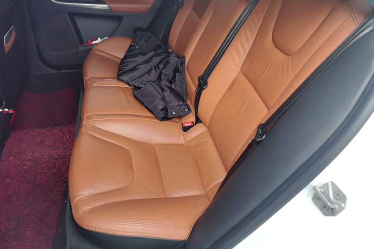 Used Volvo S60 2015 S60L T5 Intelligent Drive Edition
