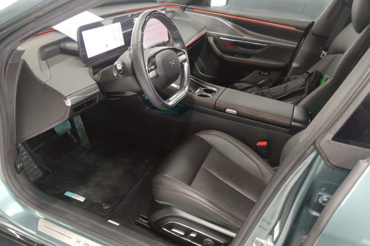 Used XPeng P7 2023 P7i 610 Pengyi Performance Edition