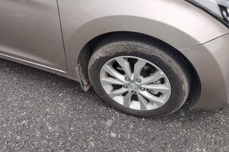 Used Hyundai Elantra (5th Generation / Langdong) 2016 1.6L Automatic Prestige Model Right Front Wheel Hub