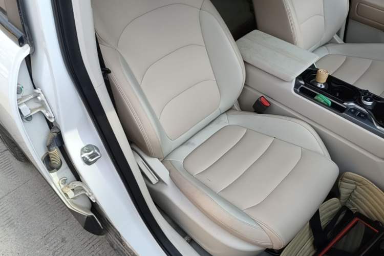 Used Geely Auto icon 2023 1.5TD Chocolate Smoothie Edition Right Front Seat