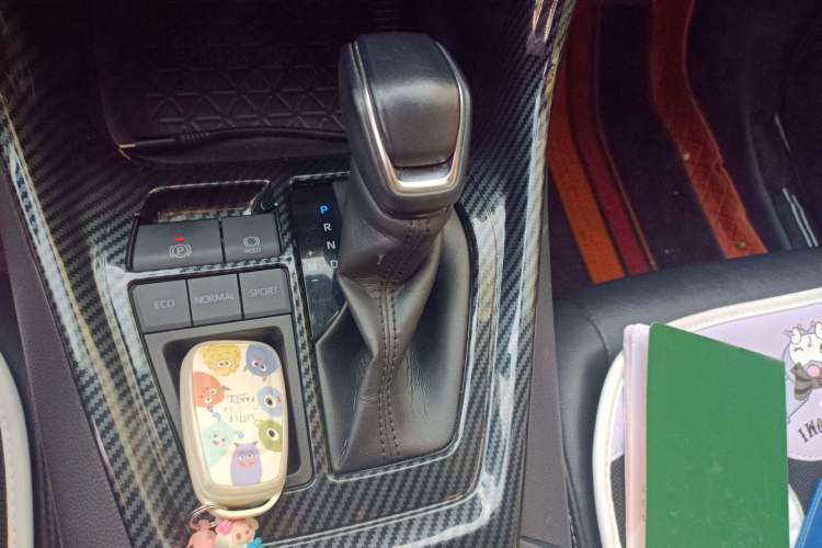 Used Toyota RAV4 2021 2.0L CVT Two-Wheel Drive Fashion PLUS Edition Gear Lever