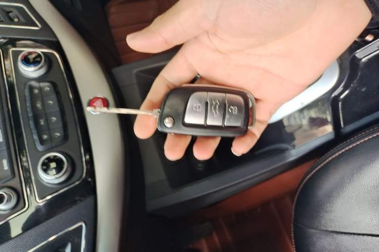 Used JAC Group Refine S5 2015 1.5T Manual Luxury Sport Edition
