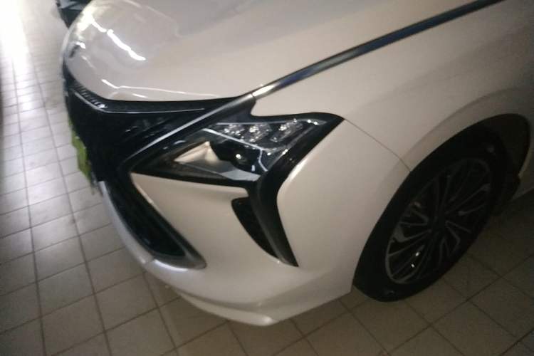 Used FORTHING Yacht 2022 1.5T DCT Chasing Wind Edition Left Front Headlight