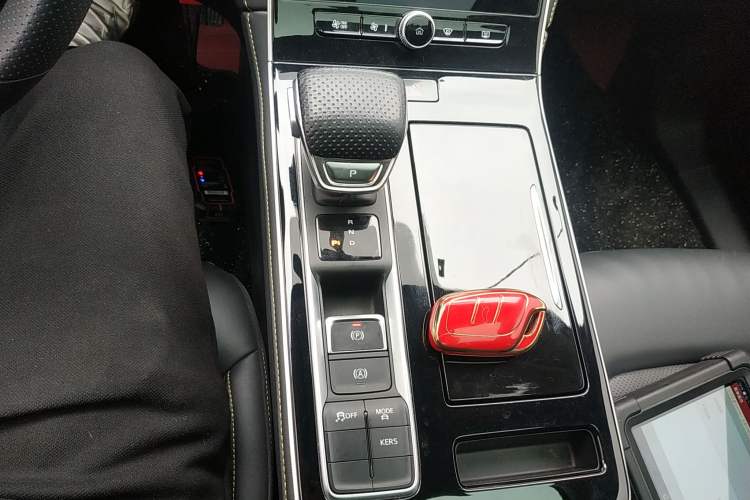 Used Roewe i6 MAX New Energy 2023 EV 420 Skyroof Special Edition Gear Lever