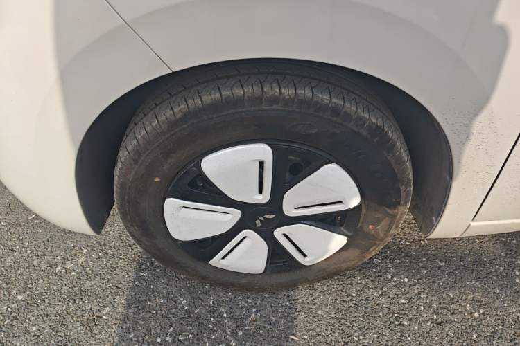 Used Wuling Hongguang MINIEV 2025 Four-Door Version Advanced Edition
