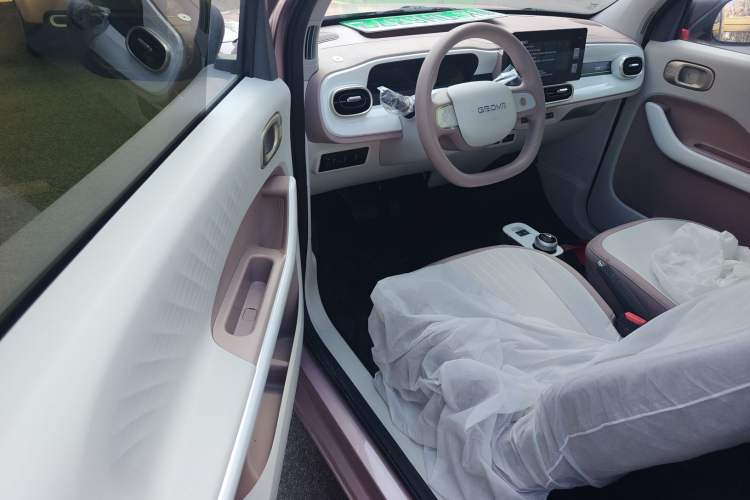 Used Geely Galaxy Panda 2025 210 km – Yuanqi Bear Driver Seat