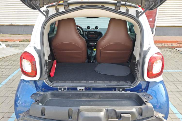 Used smart fortwo 2018 1.0L 52kW Hardtop Dynamic Version China V