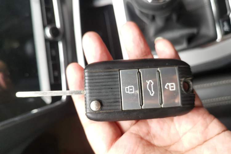 Used Roewe RX5 2018 20T Two-Wheel Drive Manual Flagship Edition