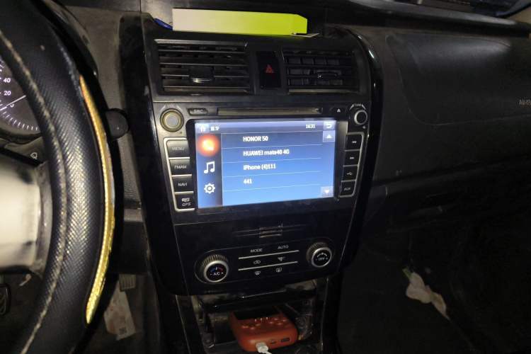 Used HYOSOW S3 2014 1.5L Comfort Version China IV Emission Standard
