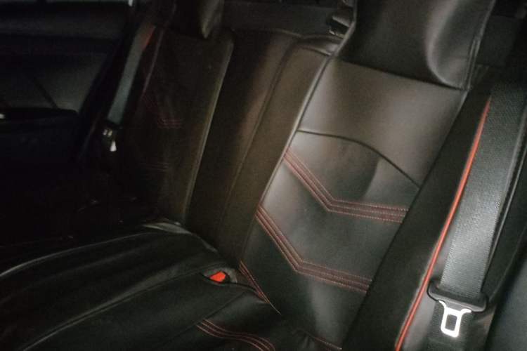 Used Toyota YARiS L Zhi Xiang 2017 1.5E CVT Dynamic Edition Left Rear Seat