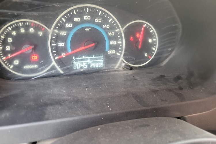 Used Wuling Rongguang V 2016 1.5L Standard Version
