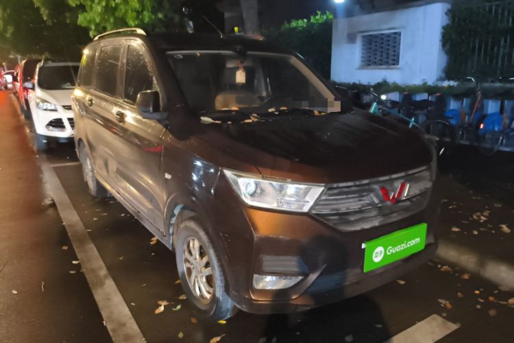 Used Wuling Hongguang 2021 1.5L S Standard Version LAR Front Right 45 Deg