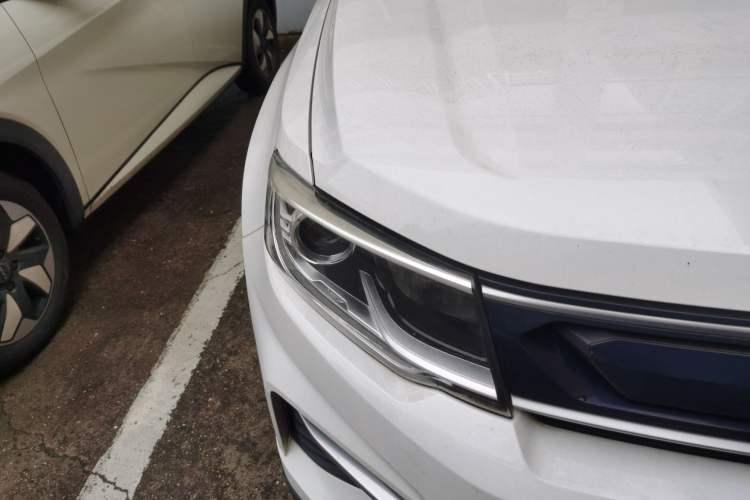 Used CHANGAN CS35PLUS 2018 1.6L Automatic Changlian Edition China V Standard Right Front Headlight