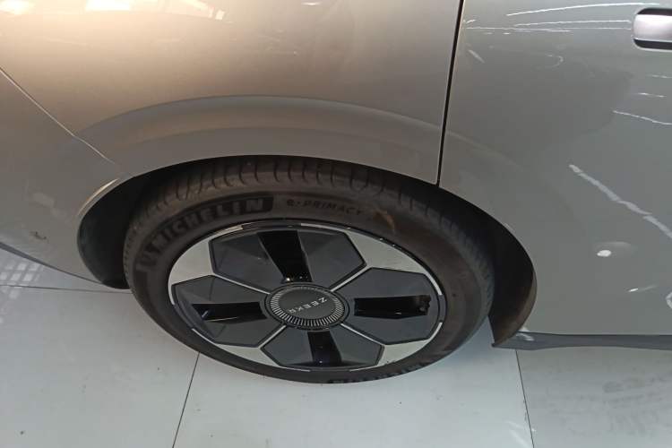 Used Zeekr 007 2024 Rear-Drive Enhanced Version 75 kWh