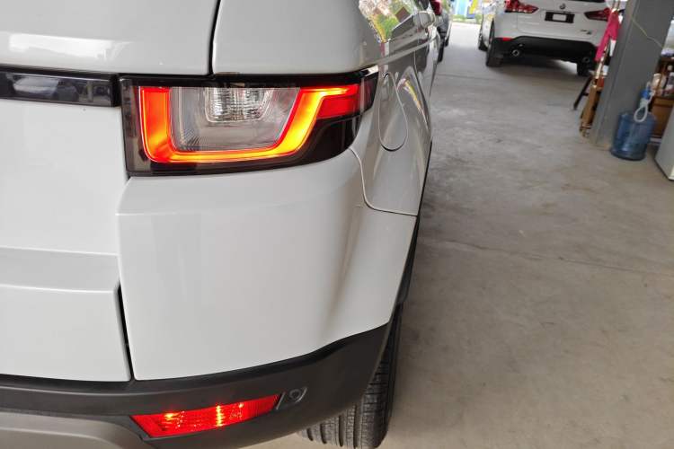 Used Land Rover Range Evoque 2018 240 PS SE Smart Brilliance Edition