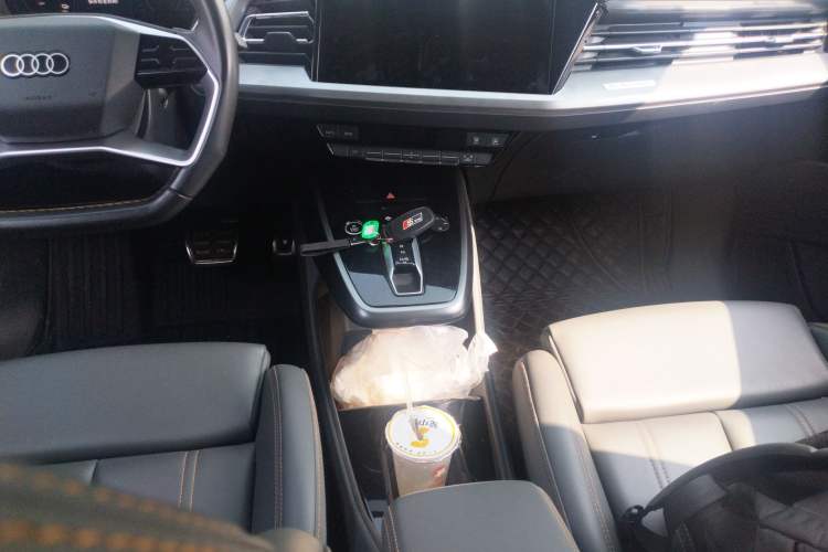 Used Audi Q4 e-tron 2024 40 e-tron Adventure Edition Gear Lever