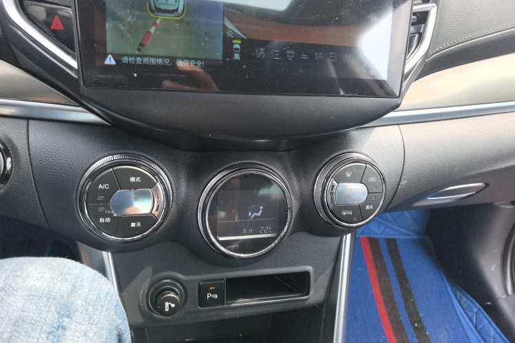 Used BYD Song 2016 GaiShi Edition 1.5TI Manual Elite Model