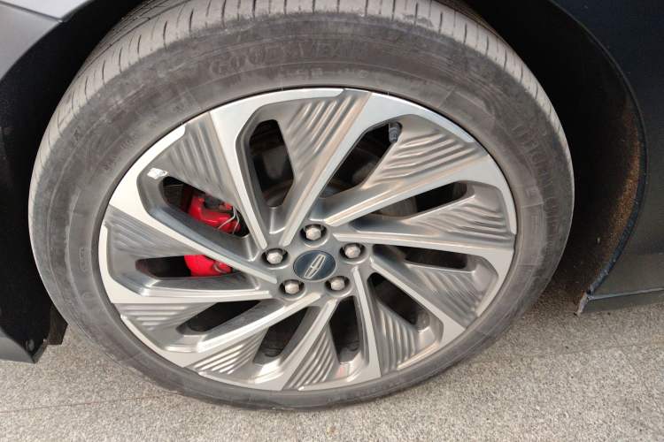 Used Lincoln Z 2024 2.0T Two-Wheel Drive Prestige Hybrid Version
