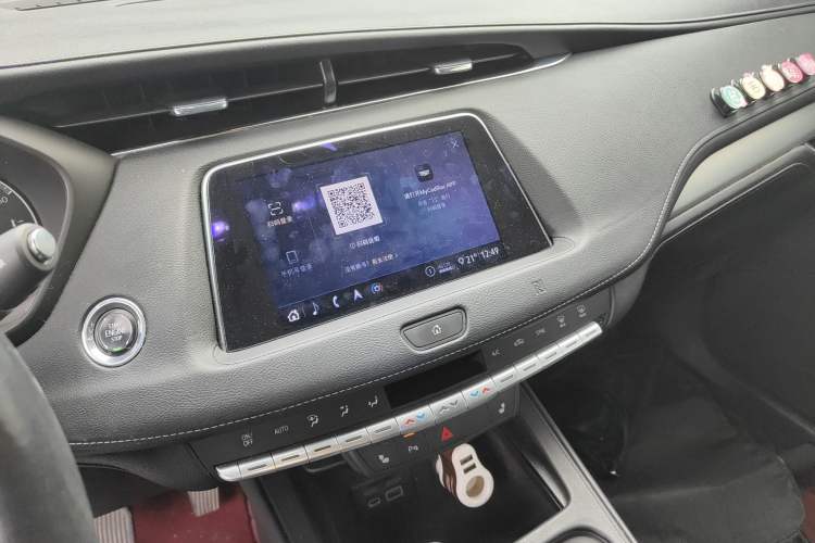 Used Cadillac XT4 2020 28T Two-Wheel-Drive Leading Version Audio And AC Panel