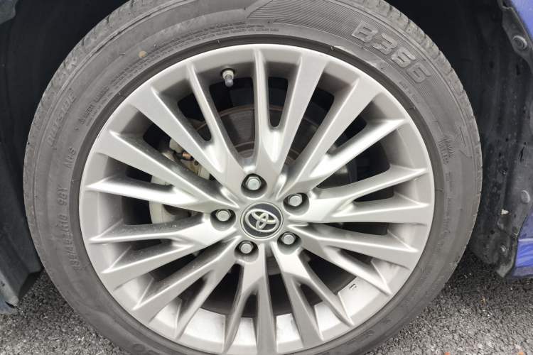 Used Toyota Camry 2018 Dual-Engine 2.5 HG Luxury Edition