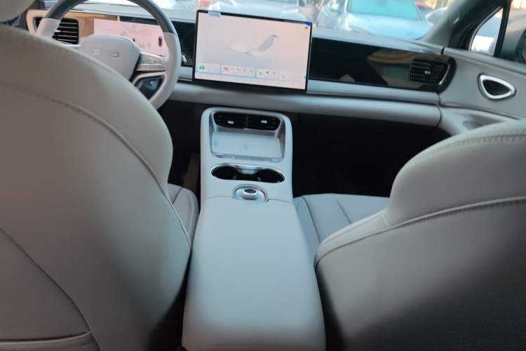 Used BYD Sealion 06 New Energy 2025 Model EV 605 Navigation Plus Edition
